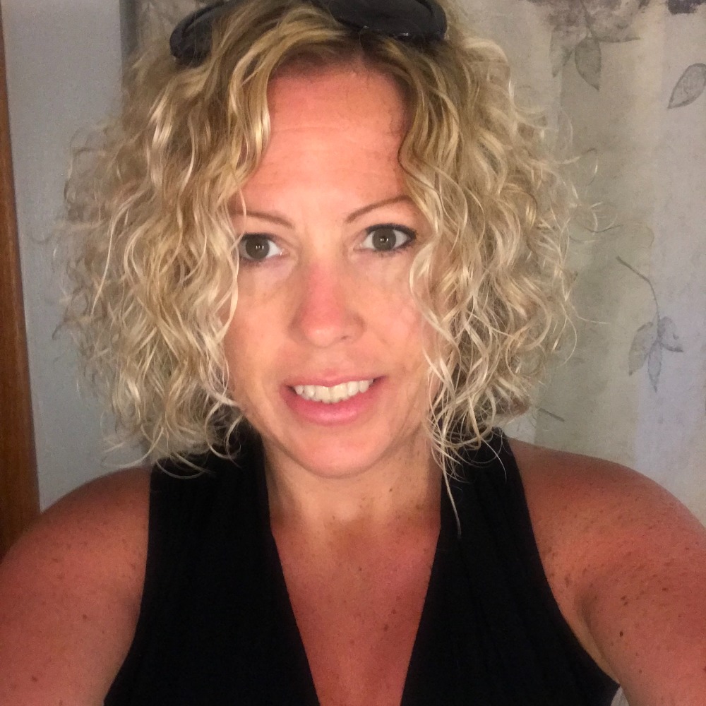 Meet your Posher, Lisa